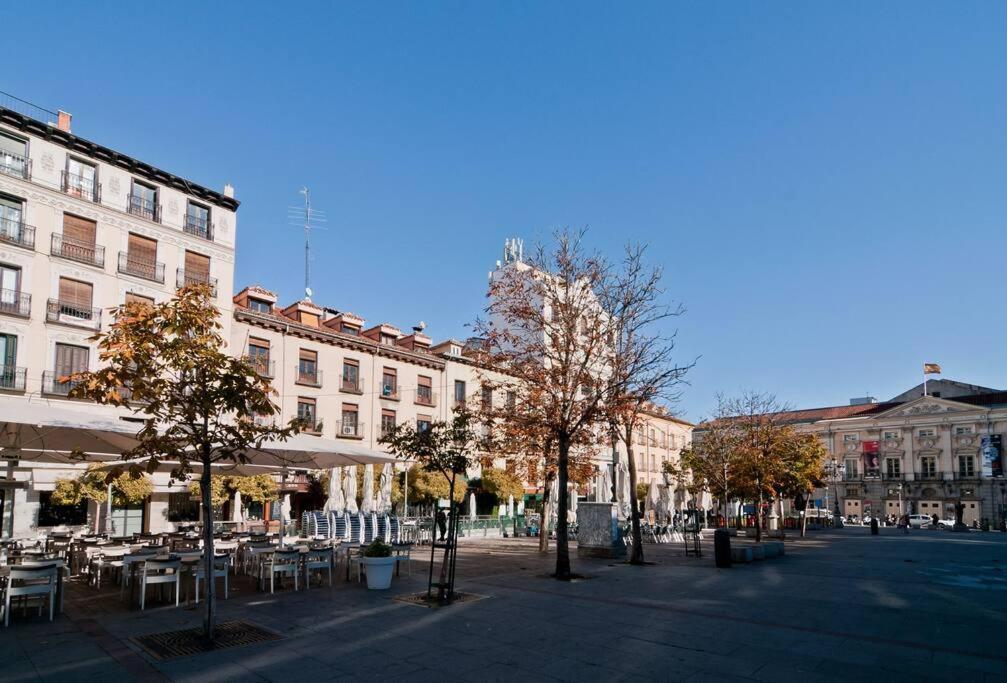Апартаменты Plaza Santa Ana Ec Мадрид Экстерьер фото